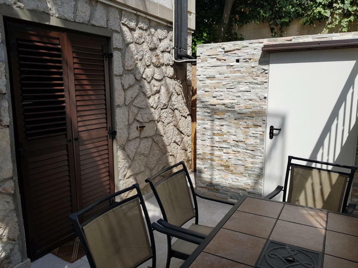 Apartments Vila Tisa Mali Lošinj Exteriér fotografie